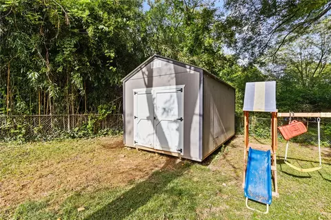 Exterior - 101 S D St, Easley, SC 29640 photo 9 of 10