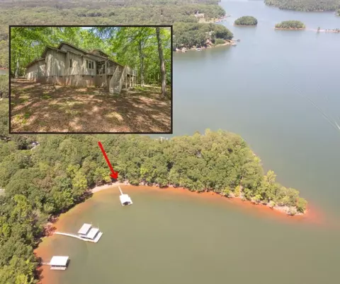 304 Paradise Cir, Townville, SC 29689