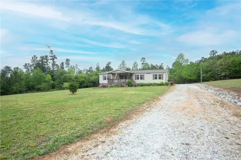 265 Yellow Bell Rd, Westminster, SC 29693