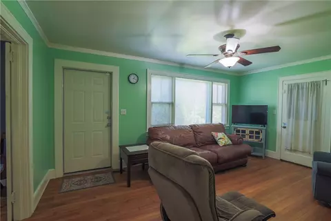 420 E Queen St, Pendleton, SC 29670 photo 16