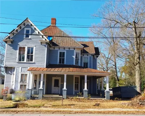 802 S Mcduffie St, Anderson, SC 29624