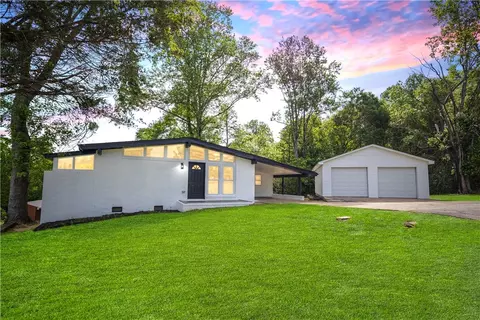 409 Kingswood Dr, Greenville, SC 29611