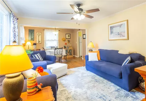 Living - 839 Crouch Dr, Pendleton, SC 29670 photo 1 of 3