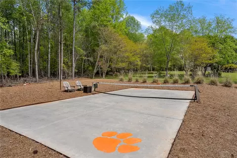 Exterior - 105 Caversham Ln, Anderson, SC 29621 photo 5 of 15