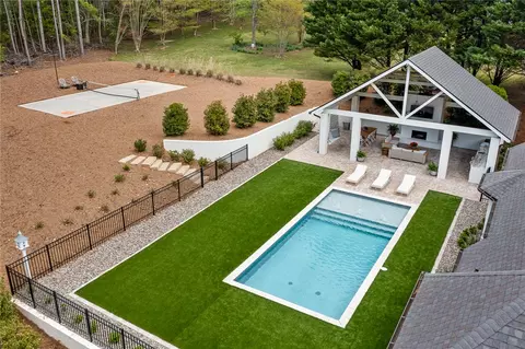 Exterior - 105 Caversham Ln, Anderson, SC 29621 photo 13 of 15