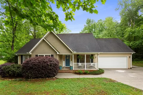 712 Sunny Shore Ln, Anderson, SC 29621