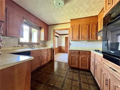 122 Mountainview Dr, Pickens, SC 29671 photo 11