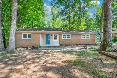 113 Anglewood Dr, Simpsonville, SC 29680