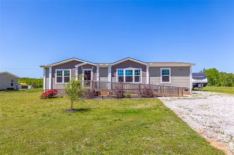 5667 Sc-92 Hwy, Gray Court, SC 29645