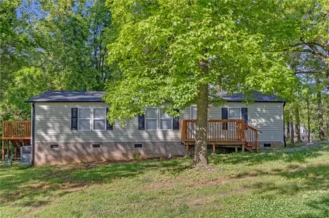 338 Cardinal Dr, Easley, SC 29642