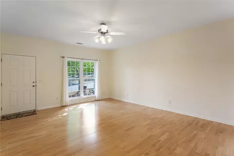 164 Heritage Place Dr, Pendleton, SC 29670 photo 8