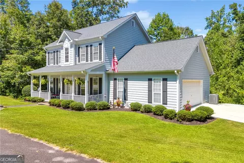 Exterior - 20 Shenandoah Dr, Toccoa, GA 30577 photo 2 of 5