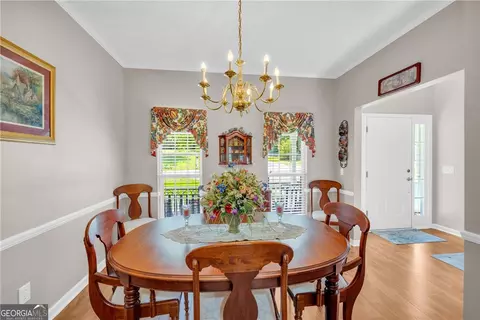 Dining - 20 Shenandoah Dr, Toccoa, GA 30577 photo 2 of 3