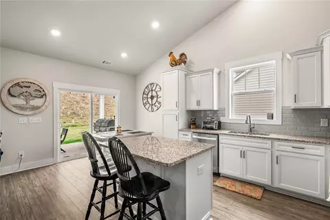 112 Grange Valley Ln, Central, SC 29630 photo 9