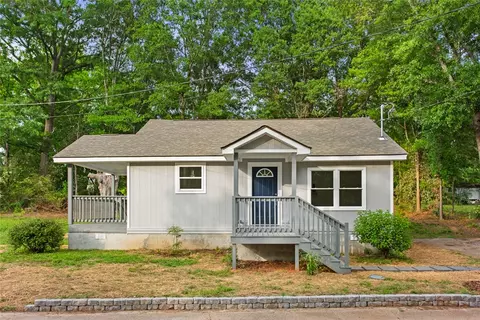 105 Louise Ct, Westminster, SC 29693