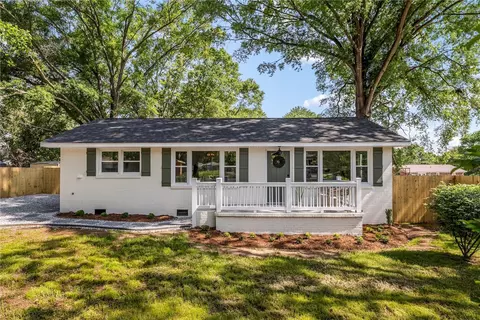 16 Stephanie Dr, Pelzer, SC 29669