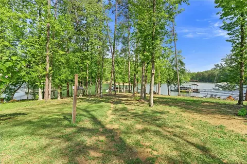 274 Ramey Rd, Westminster, SC 29693 photo 3