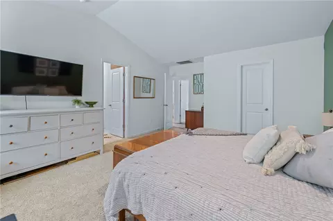 Bedroom - 20 Karkinnen Ct, Pendleton, SC 29670 photo 3 of 4