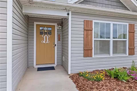 Entry Way - 20 Karkinnen Ct, Pendleton, SC 29670 photo 1 of 3