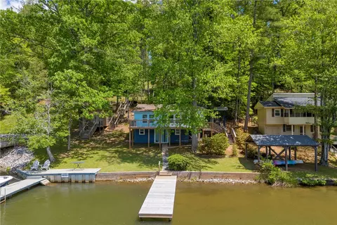 621 Crossland Creek Ct, Tamassee, SC 29686