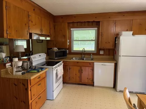 Kitchen - 3004 Bellview Rd, Anderson, SC 29621 photo 1 of 1