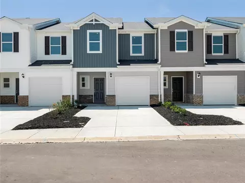 213 Cupid Ct, Greer, SC 29651