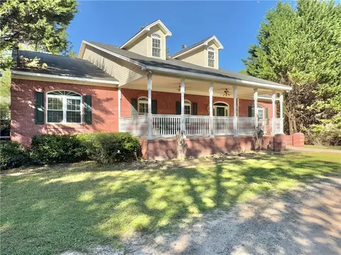 417 Silver Creek Rd, Central, SC 29630