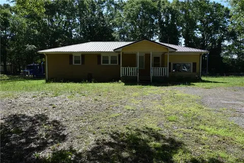 121 Smith St, Starr, SC 29684 photo 1