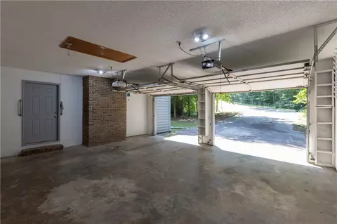 124 S Spring St, Central, SC 29630 photo 7