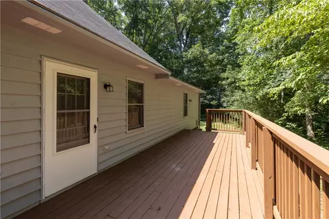 124 S Spring St, Central, SC 29630 photo 32
