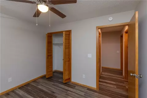 124 S Spring St, Central, SC 29630 photo 25