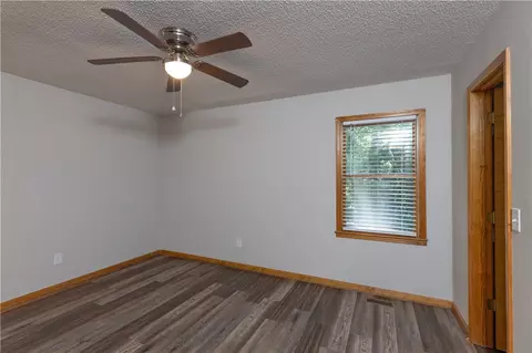 124 S Spring St, Central, SC 29630 photo 19