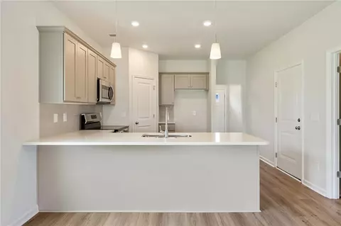 Kitchen - 116 Cotesworth St, Pendleton, SC 29670 photo 3 of 4