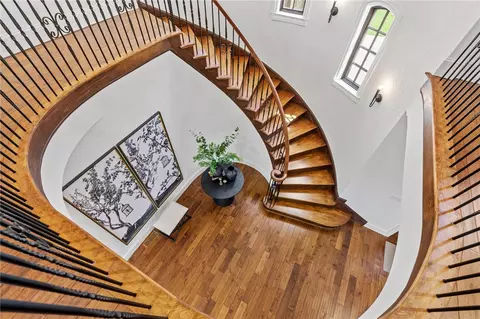 Entry Way - 134 Gnarled Pine Ct, Sunset, SC 29685 photo 2 of 3