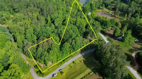 1 Brookeside Dr, Westminster, SC 29693