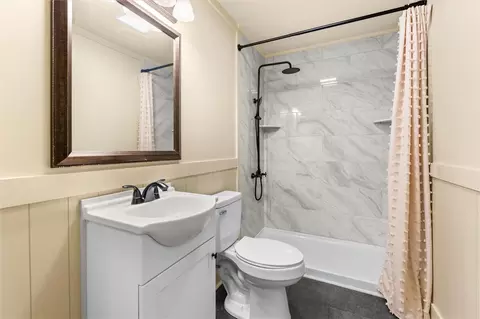Bath - 655 Mcclure Rd, Anderson, SC 29626 photo 1 of 1