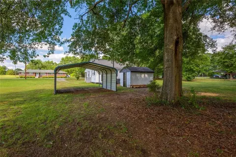 Exterior - 655 Mcclure Rd, Anderson, SC 29626 photo 8 of 10