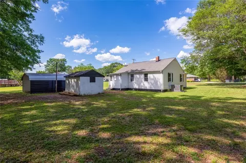 Exterior - 655 Mcclure Rd, Anderson, SC 29626 photo 9 of 10