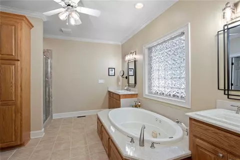 Bath - 2905 Rambling Path, Anderson, SC 29621 photo 1 of 5