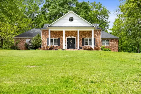 3644 Walhalla Hwy, Six Mile, SC 29682