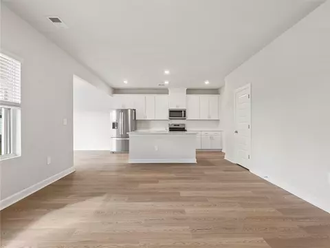 711 Whitebark Dr, Pendleton, SC 29670 photo 3