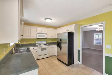 205 Washington Ave, Easley, SC 29640 photo 12