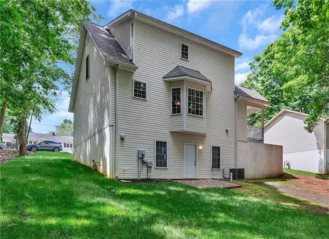 205 Washington Ave, Easley, SC 29640 photo 25