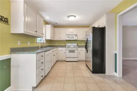 205 Washington Ave, Easley, SC 29640 photo 11