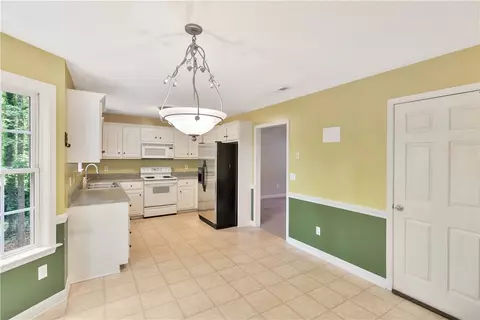 205 Washington Ave, Easley, SC 29640 photo 9