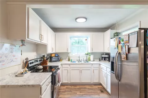 702 W 5th Ave, Easley, SC 29640 photo 15