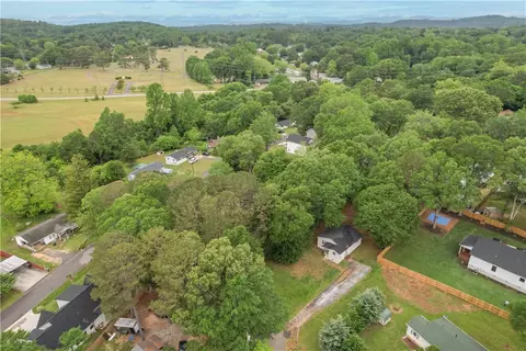 702 W 5th Ave, Easley, SC 29640 photo 31