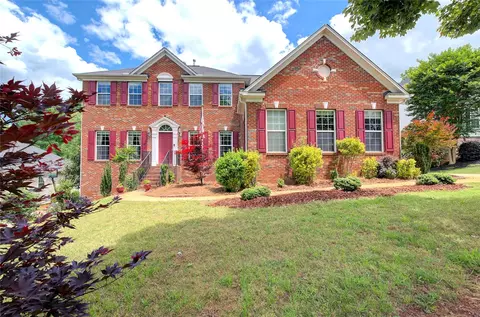 9 Emporia Ct, Fountain Inn, SC 29644