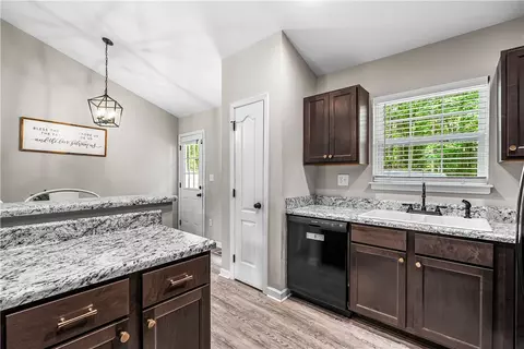 Entry Way - 600 Brook St, Honea Path, SC 29654 photo 2 of 3