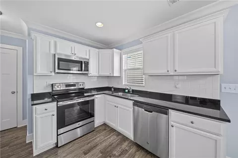 Kitchen - 406 Bee Cove Way, Pendleton, SC 29670 photo 2 of 3